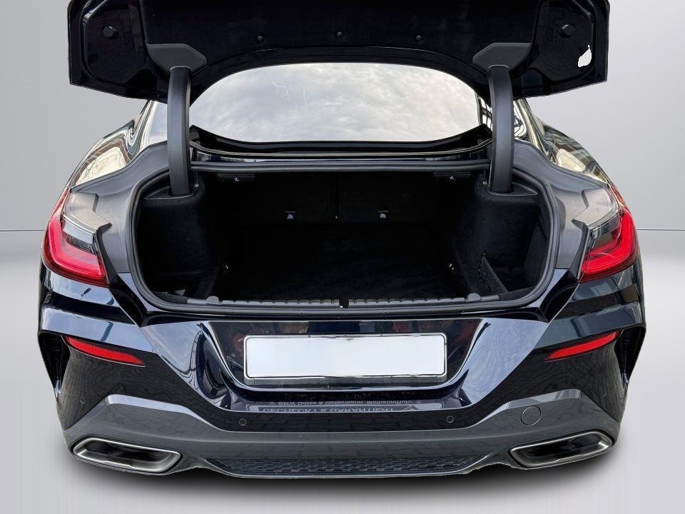 BMW Seria 8 M850i xDrive Coupe - foto 17