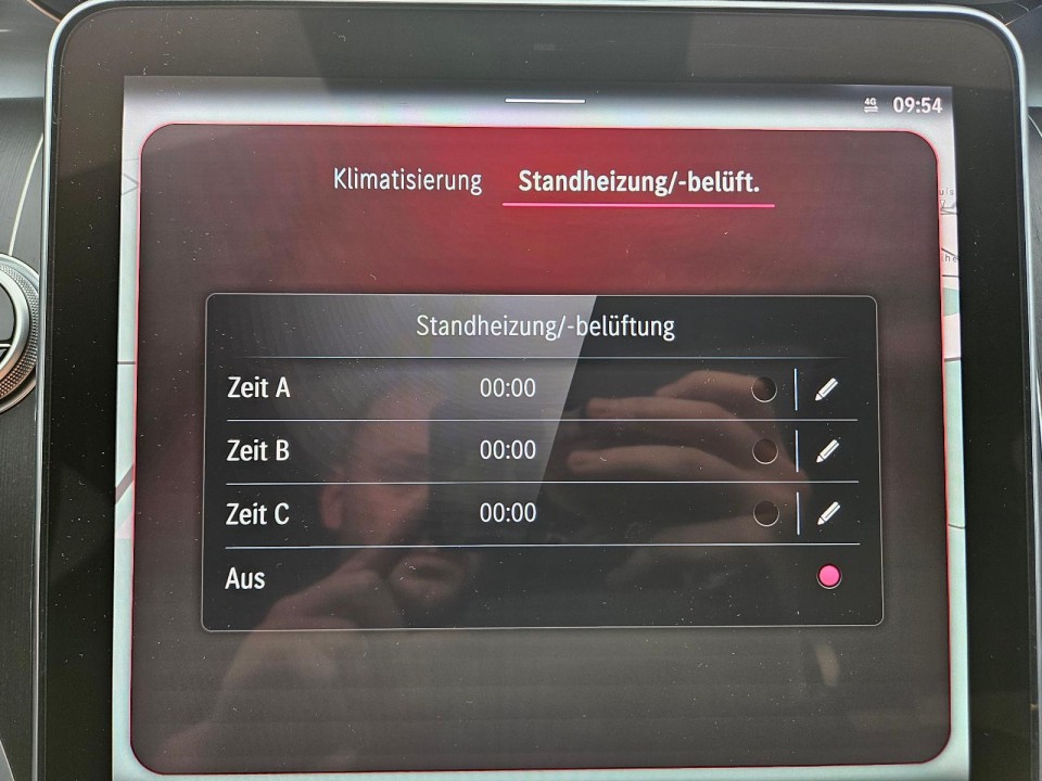 Mercedes-Benz C 300 4MATIC AMG - foto 12