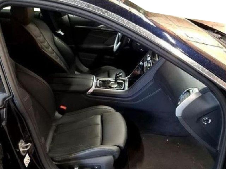 BMW Seria 8 840d xDrive Gran Coupe M-Sport (3)