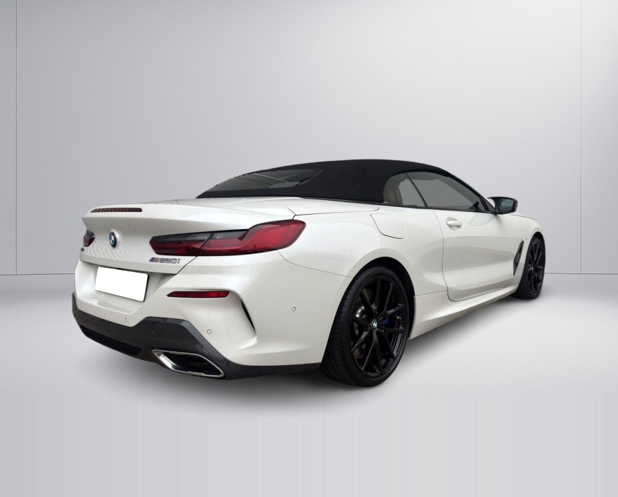 BMW Seria 8 M850i xDrive Cabrio (3)