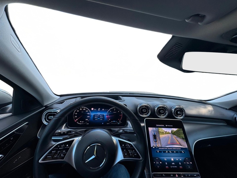 Mercedes-Benz C 300 - foto 10