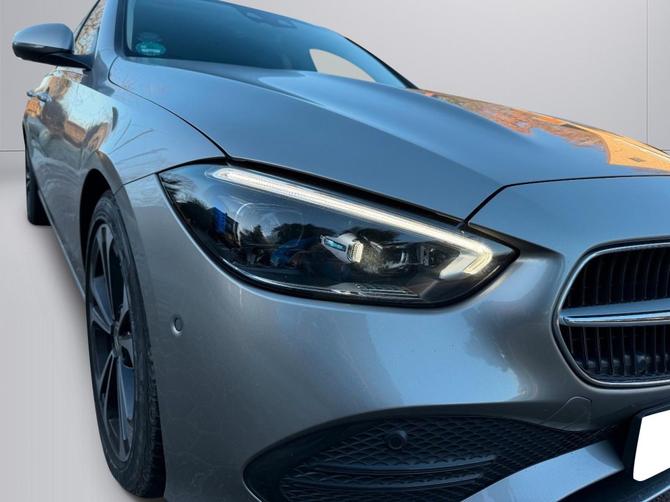 Mercedes-Benz C 300 - foto 15