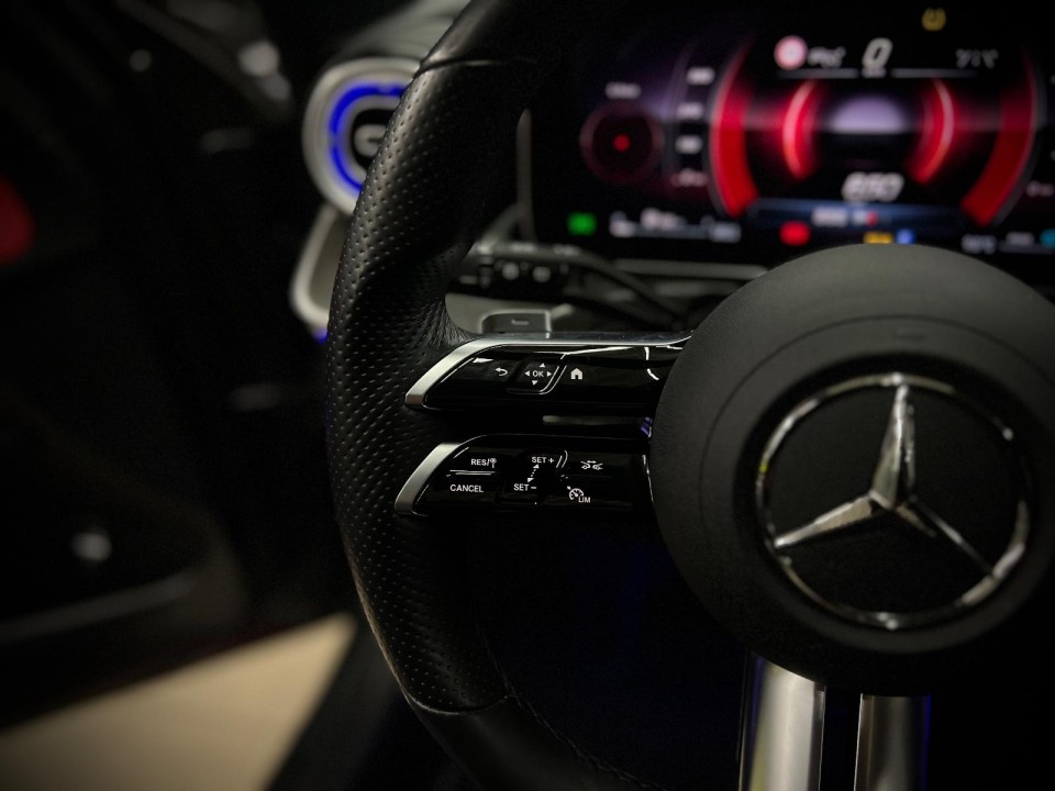 Mercedes-Benz C 300d AMG - foto 20