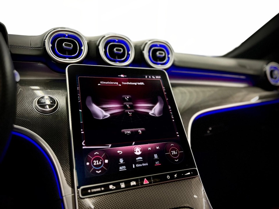 Mercedes-Benz C 300d AMG - foto 21