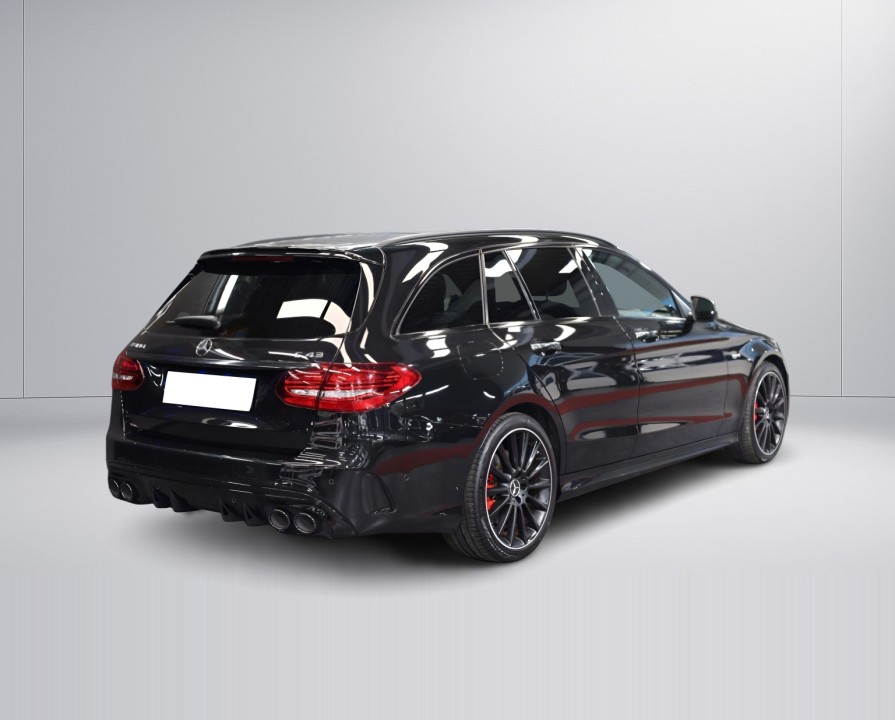 Mercedes-Benz C 43 AMG 4MATIC (3)