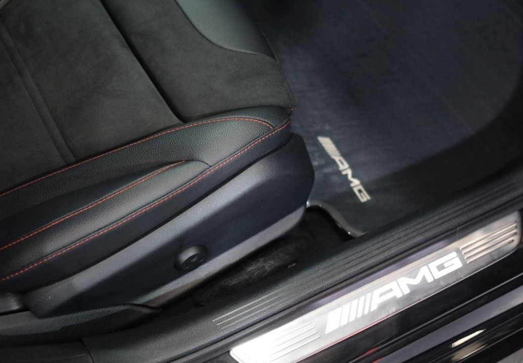 Mercedes-Benz C 43 AMG 4MATIC - foto 20