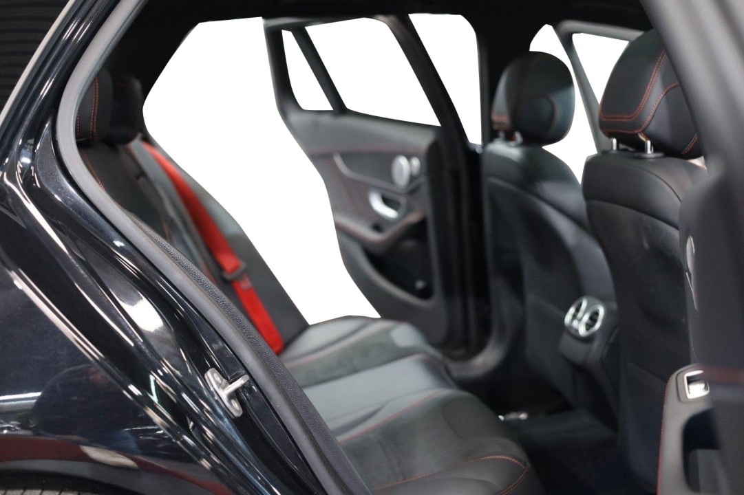 Mercedes-Benz C 43 AMG 4MATIC - foto 9