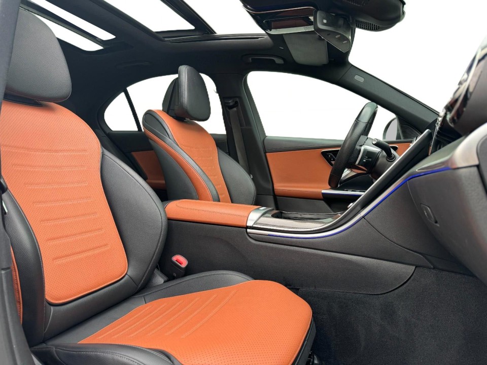 Mercedes-Benz C 200 4MATIC AMG - foto 11