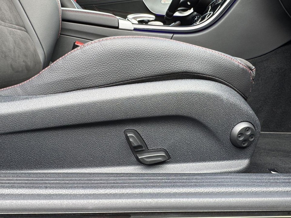 Mercedes-Benz C 43 AMG 4MATIC Coupe - foto 22