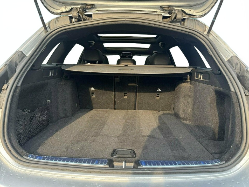 Mercedes-Benz C 300d AMG - foto 17