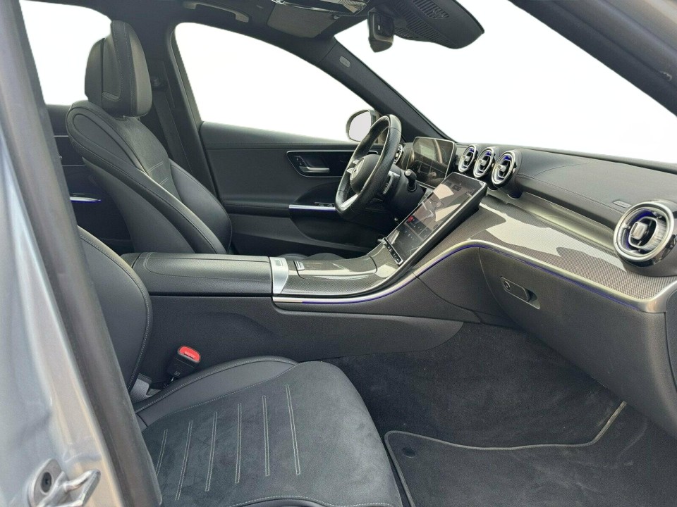 Mercedes-Benz C 300d AMG - foto 11