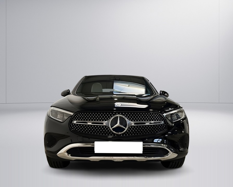 Mercedes-Benz GLC Coupé Mercedes-Benz GLC Coupe 200 4MATIC Avantgarde (2)