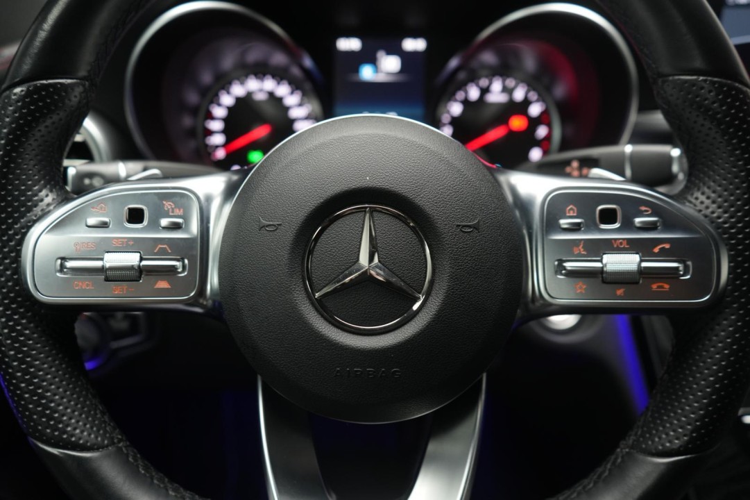 Mercedes-Benz C 300 Coupe AMG - foto 12