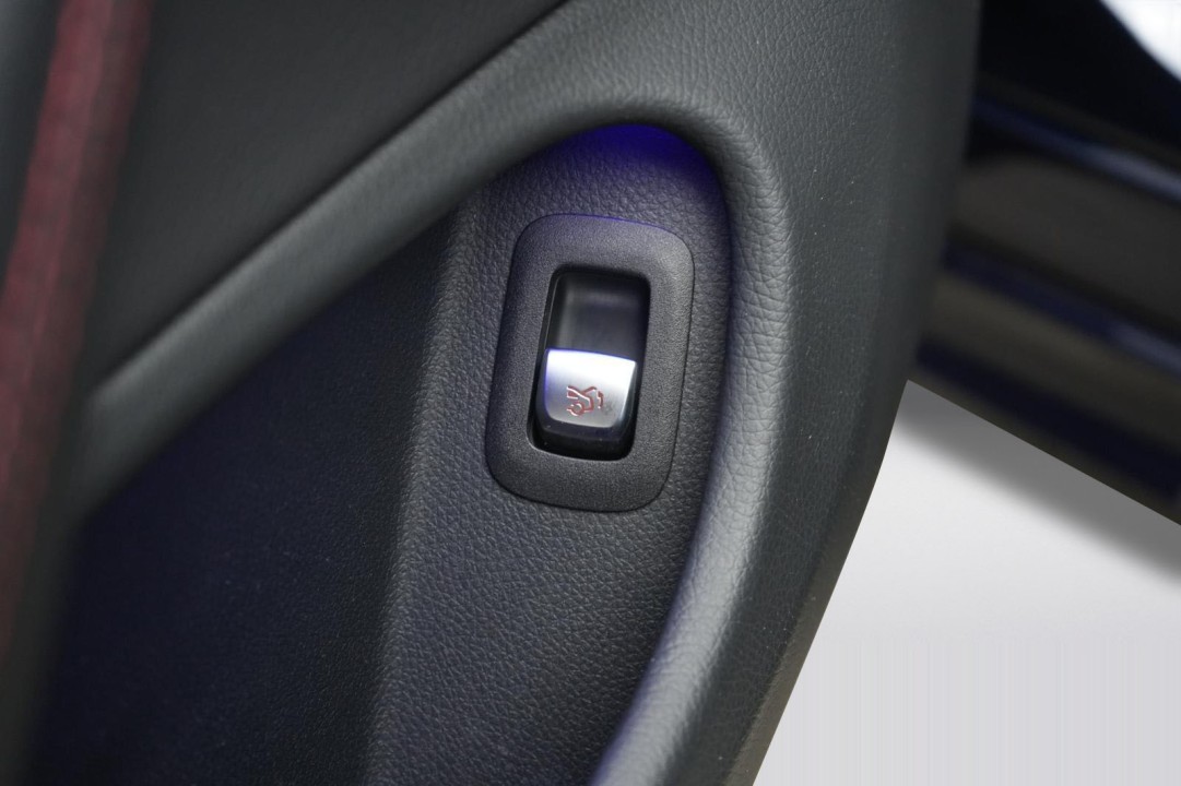 Mercedes-Benz C 300 Coupe AMG - foto 30