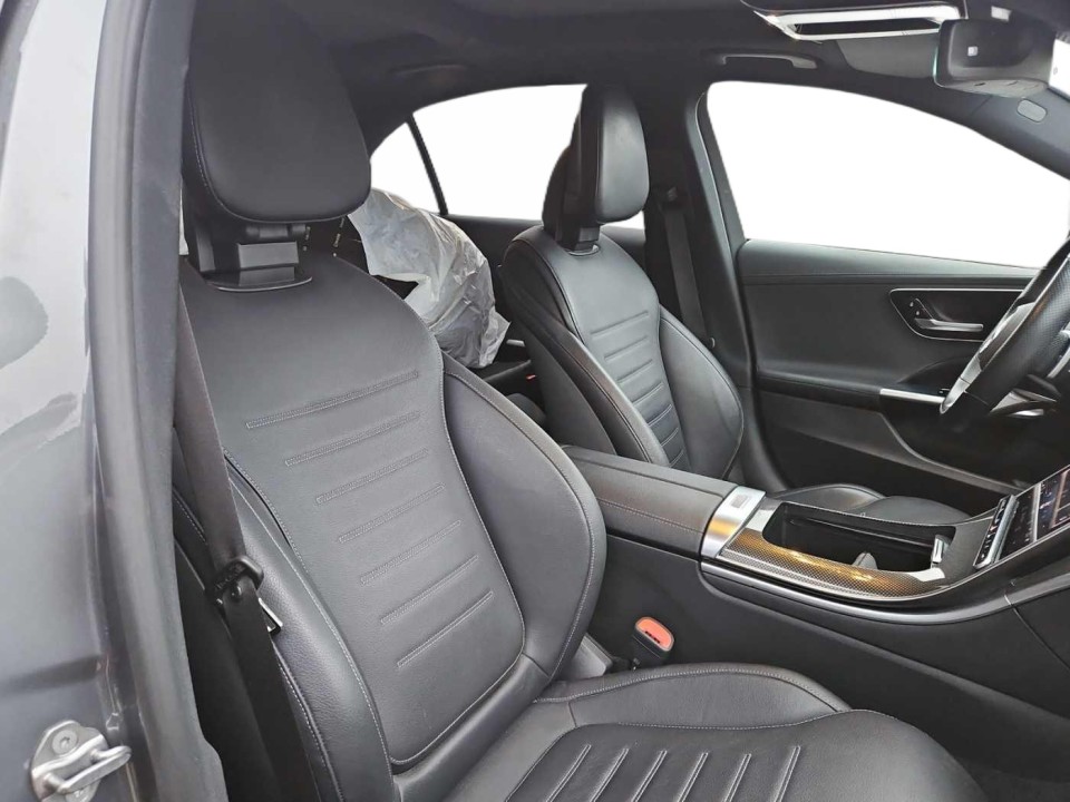 Mercedes-Benz C 200 AMG (5)