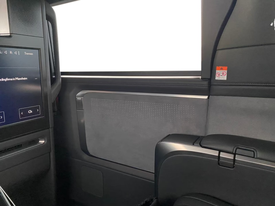 Lexus LM 350h Luxury - foto 24