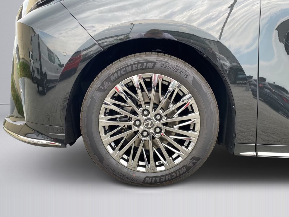 Lexus LM 350h Luxury - foto 26