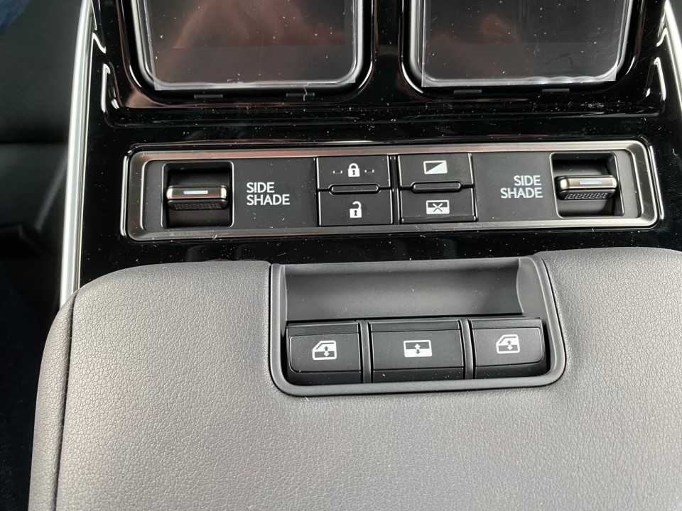 Lexus LM 350h Luxury - foto 15