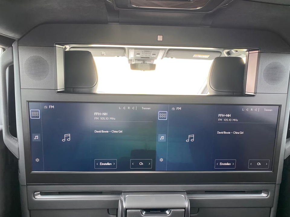 Lexus LM 350h Luxury - foto 18