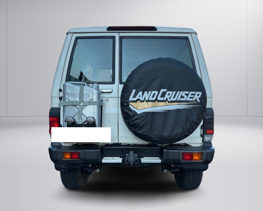 Toyota Land Cruiser GRJ71 (3)