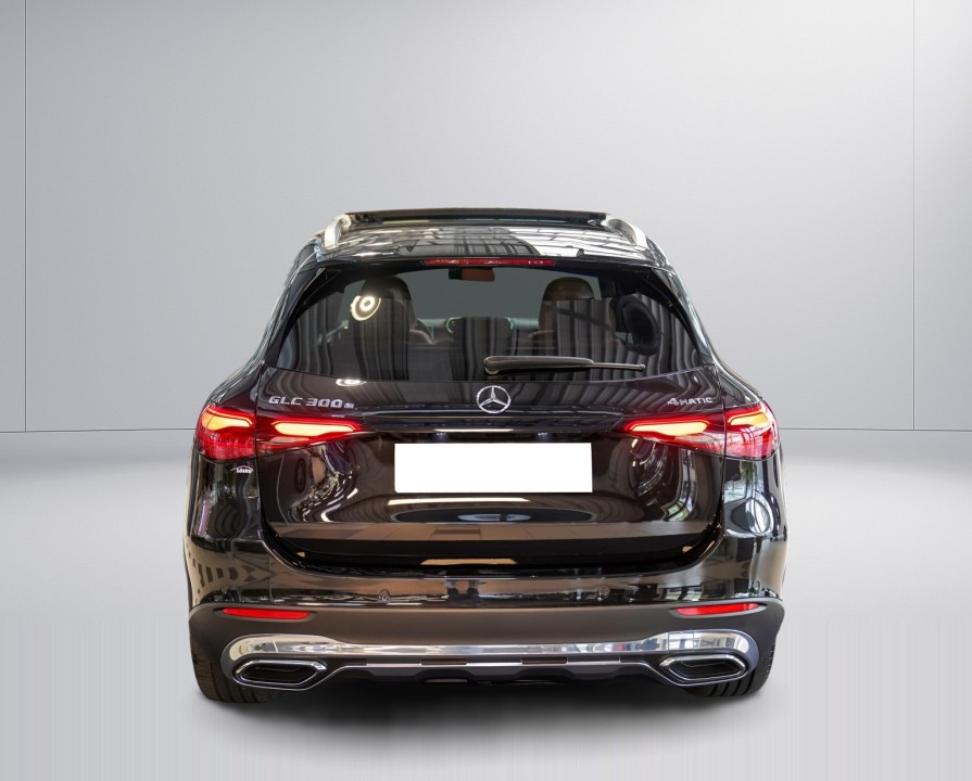 Mercedes-Benz GLC 300e 4MATIC Avantgarde (4)