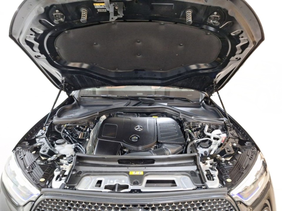 Mercedes-Benz GLC 200 4MATIC AMG Line - foto 16