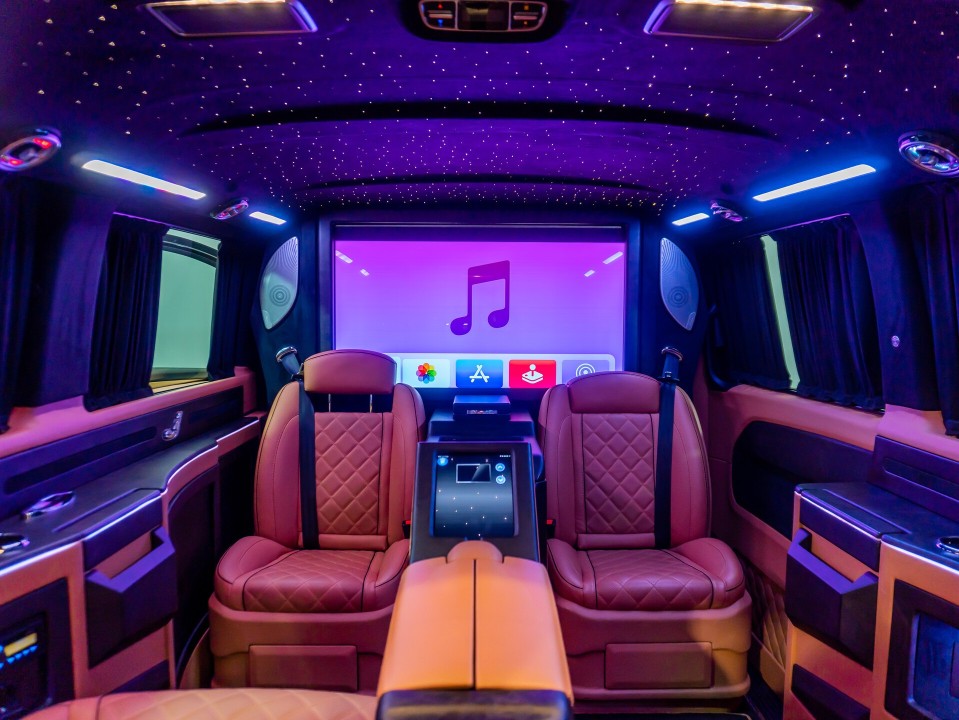 Mercedes-Benz V 250d Extralong VIP - foto 47