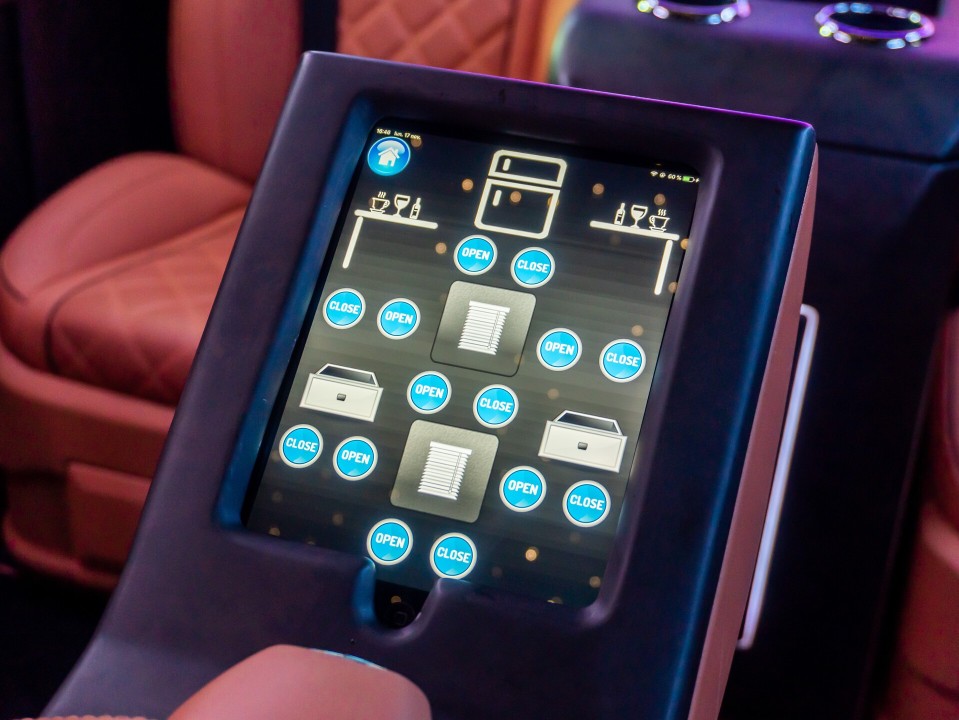 Mercedes-Benz V 250d Extralong VIP - foto 53