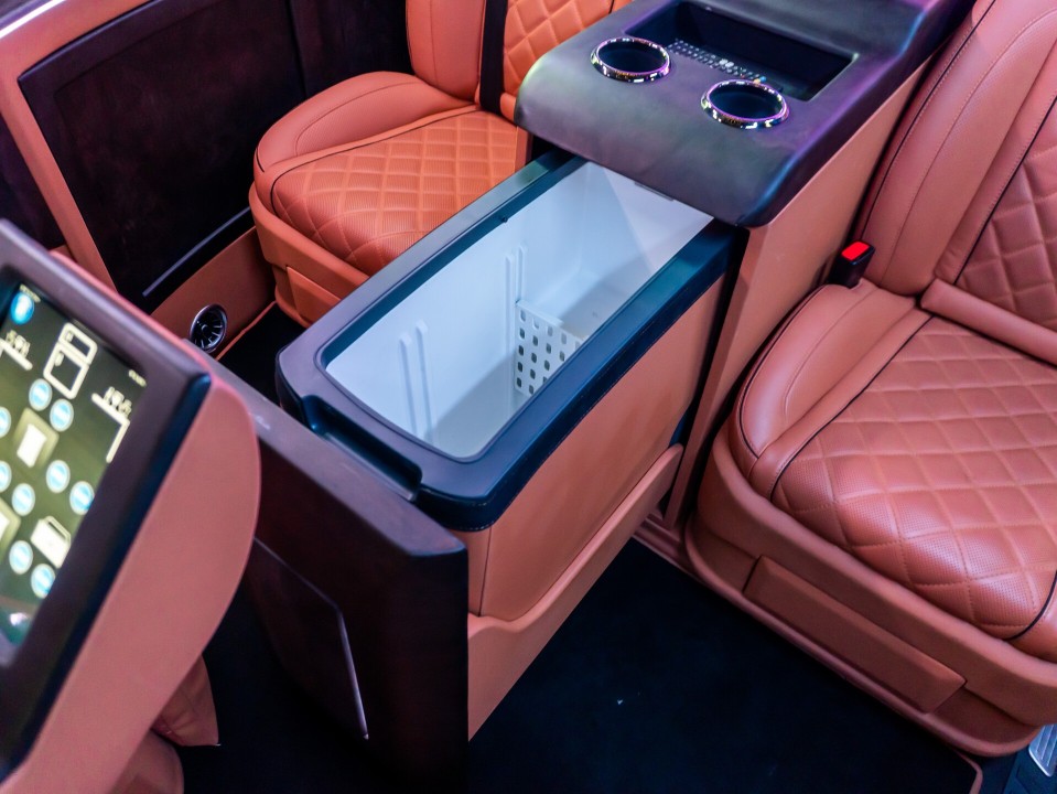 Mercedes-Benz V 250d Extralong VIP - foto 49