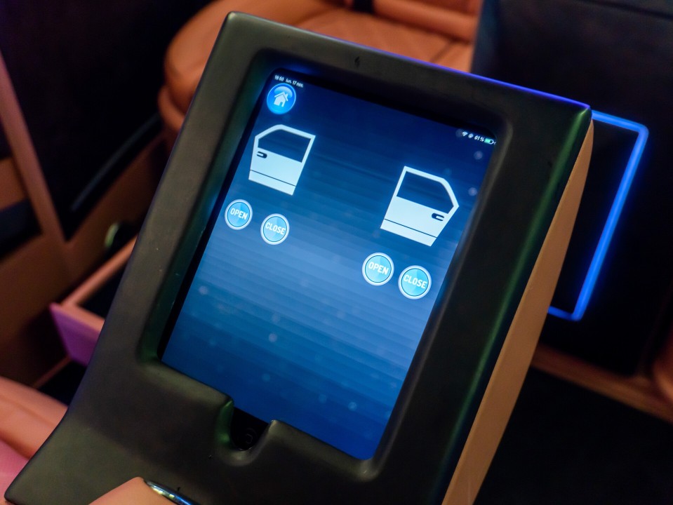 Mercedes-Benz V 250d Extralong VIP - foto 54