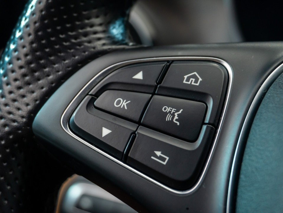 Mercedes-Benz V 250d Extralong VIP - foto 13