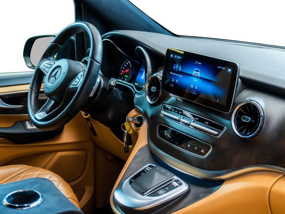 Mercedes-Benz V 250d Extralong VIP - foto 9