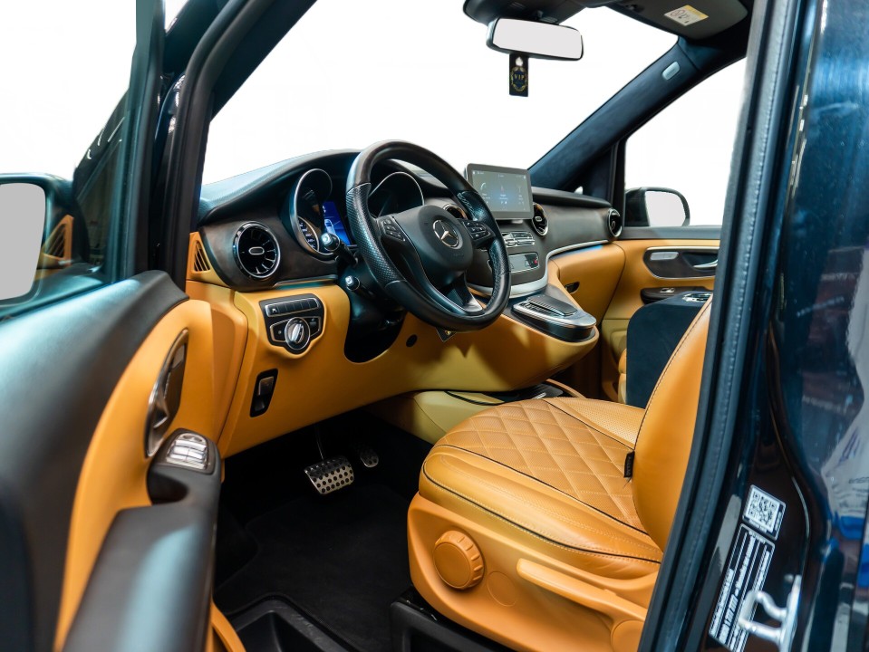 Mercedes-Benz V 250d Extralong VIP - foto 11