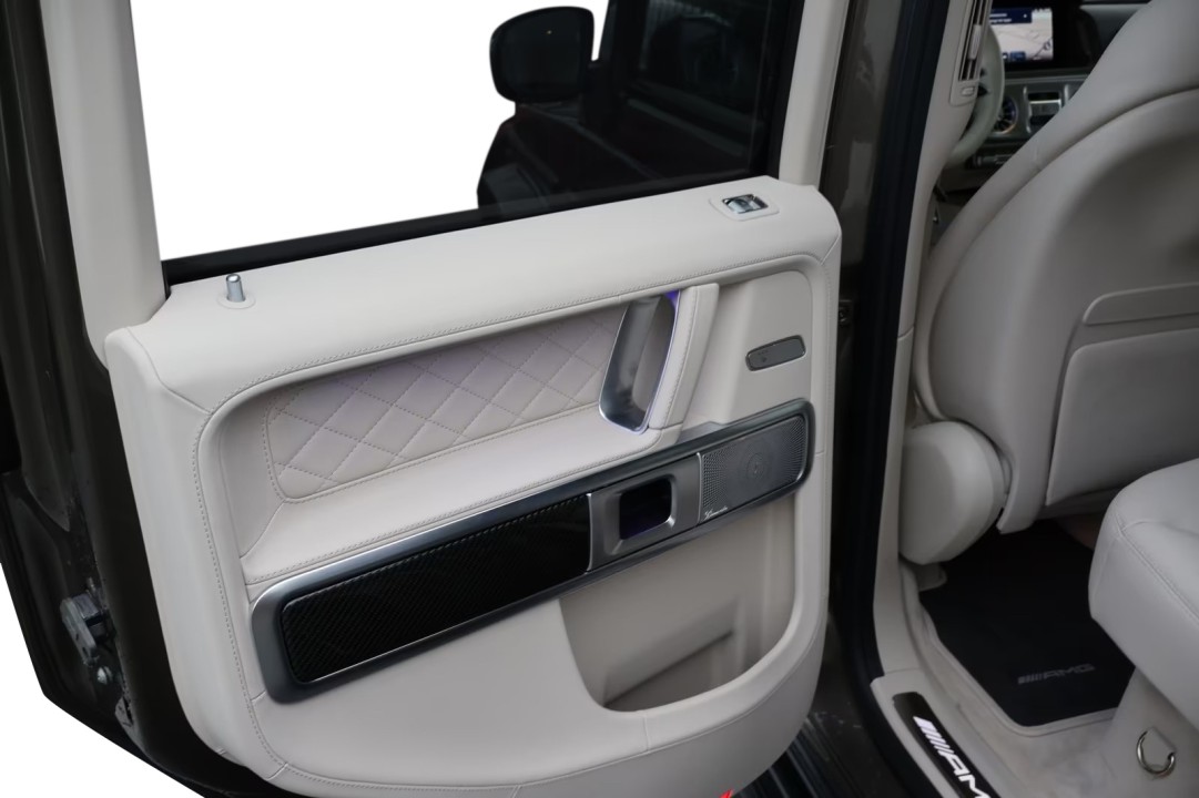 Mercedes-Benz G 63 AMG - foto 26