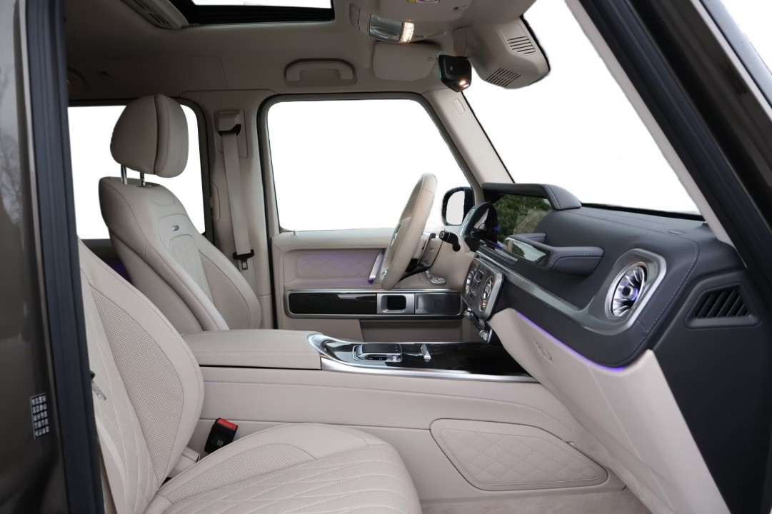 Mercedes-Benz G 63 AMG - foto 15