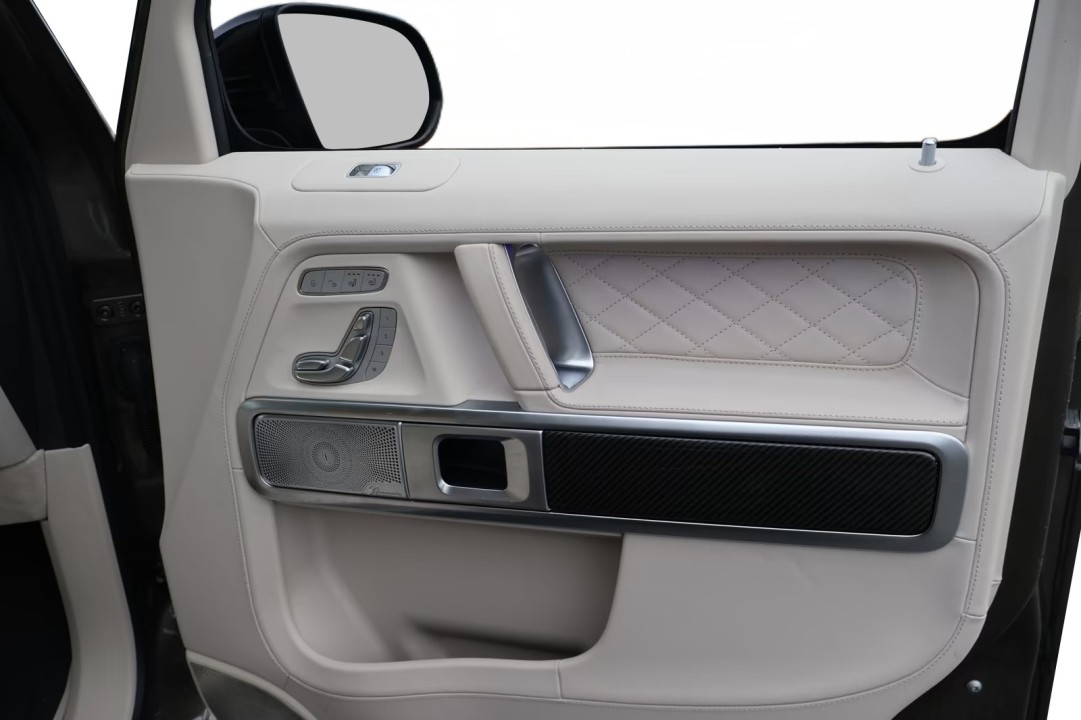 Mercedes-Benz G 63 AMG - foto 24