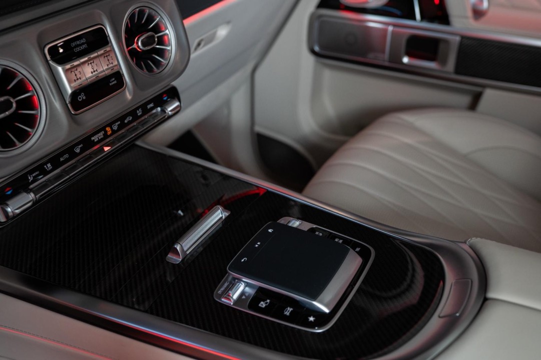 Mercedes-Benz G 63 AMG - foto 13