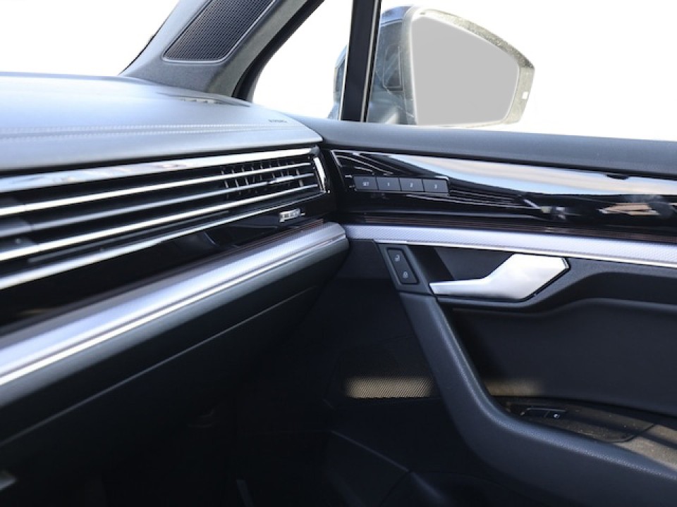 Volkswagen Touareg V6 TDI R-Line - foto 18