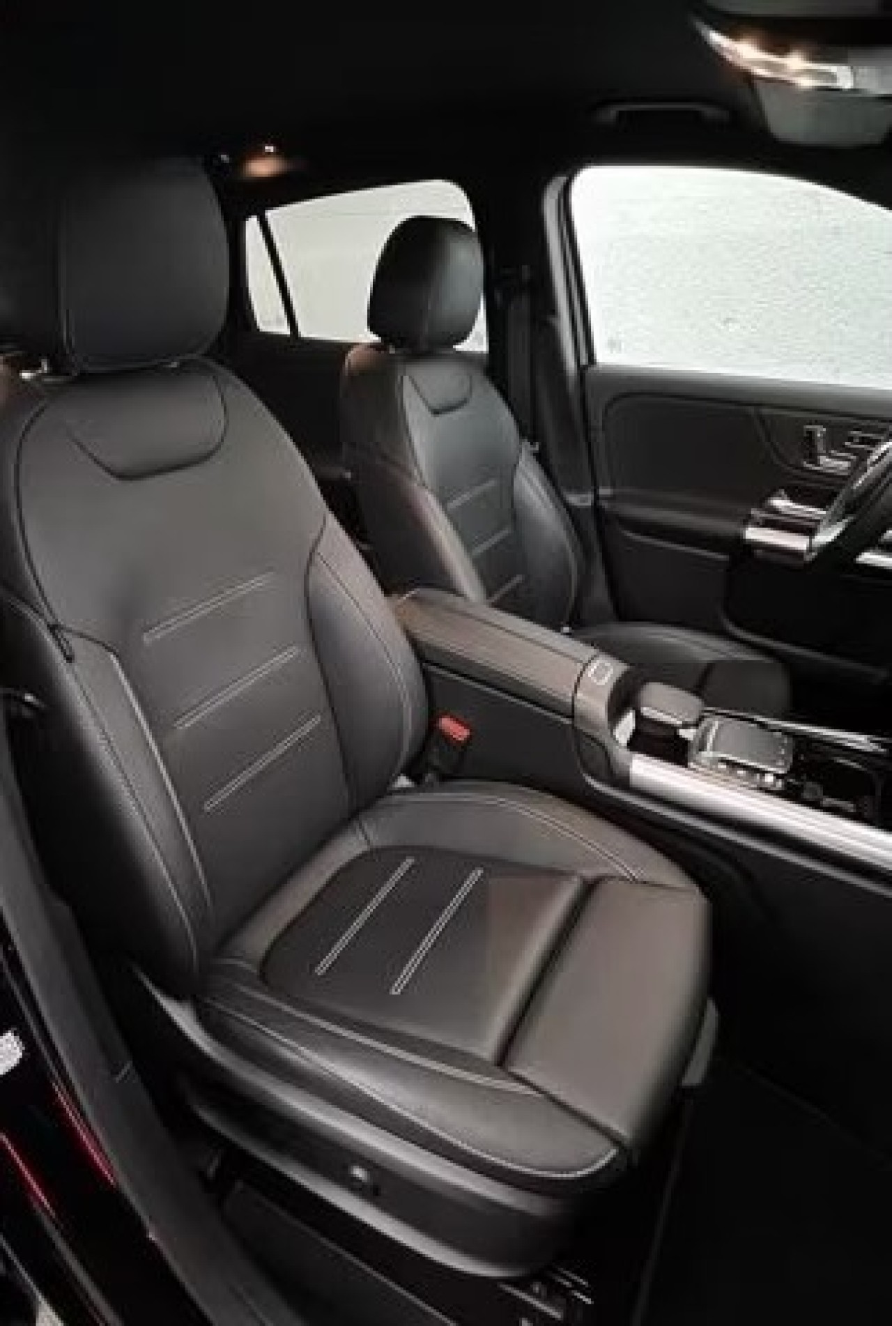 Mercedes-Benz GLA 250 AMG - foto 11