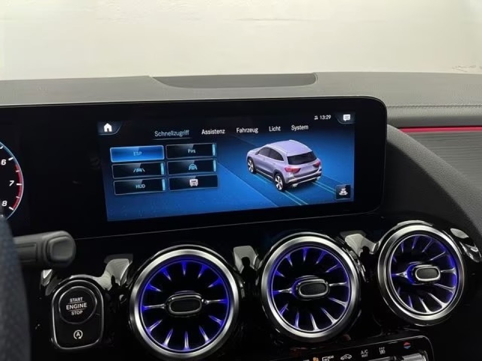 Mercedes-Benz GLA 250 AMG - foto 15