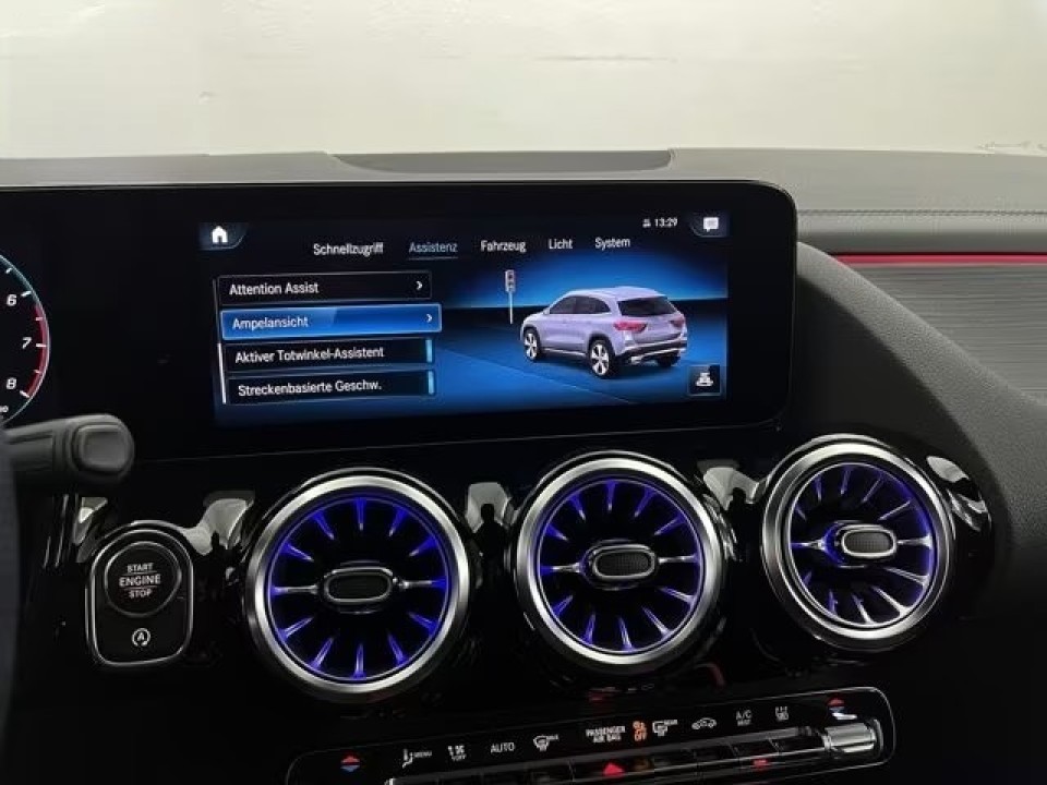 Mercedes-Benz GLA 250 AMG - foto 18