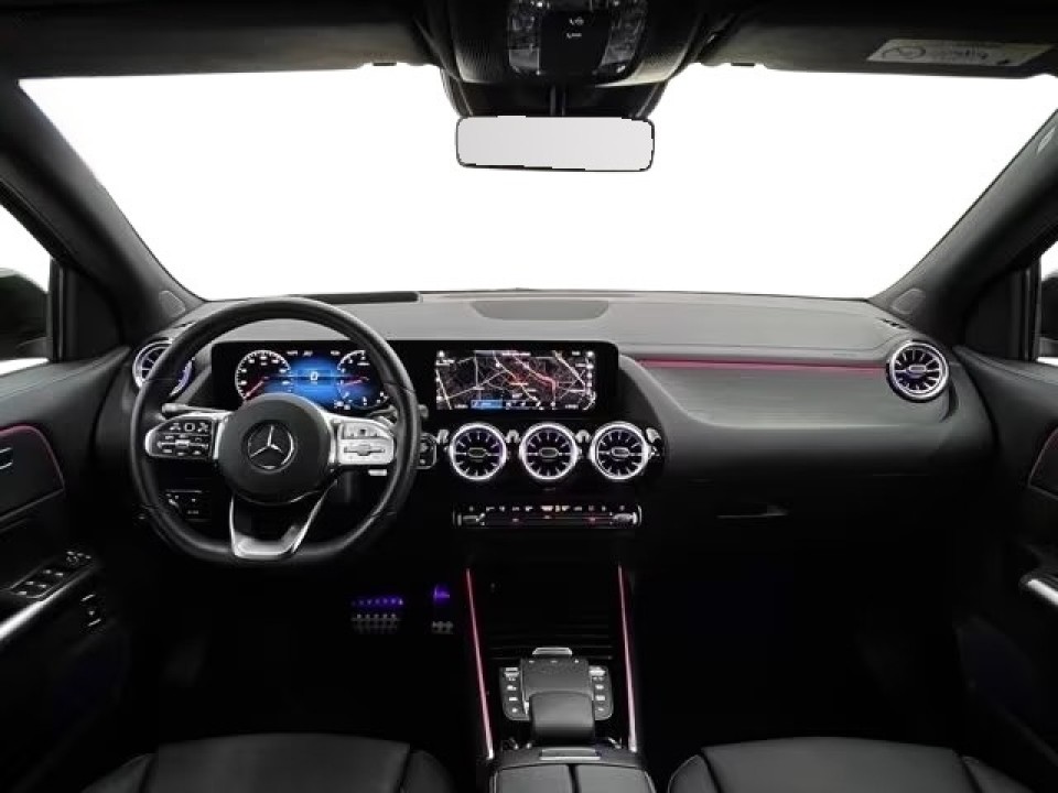 Mercedes-Benz GLA 250 AMG - foto 8