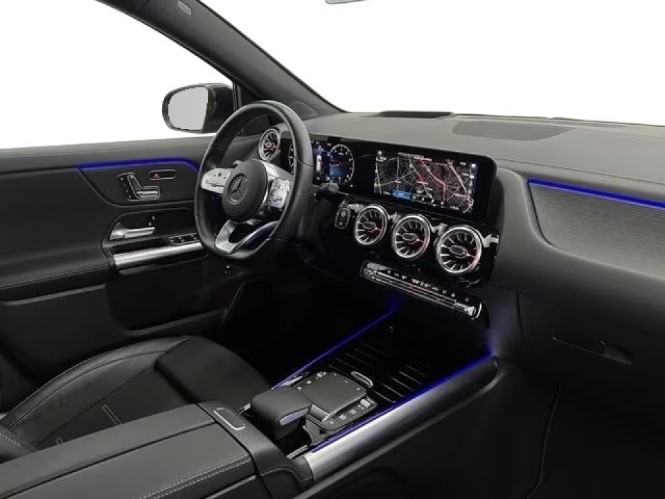 Mercedes-Benz GLA 250 AMG - foto 9