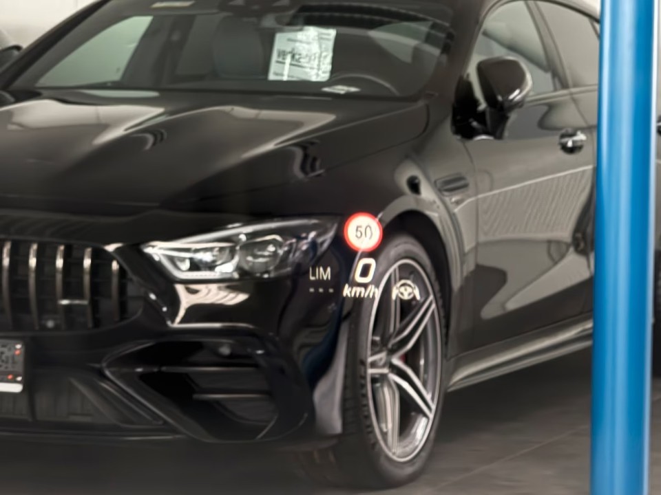 Mercedes-Benz GLA 220 4MATIC AMG Line - foto 14