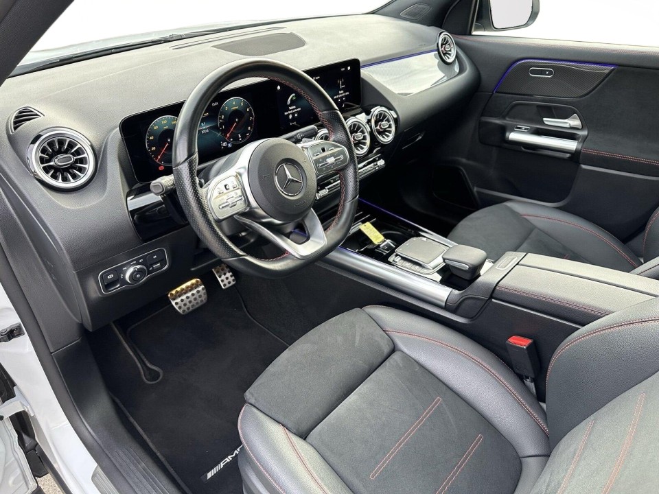 Mercedes-Benz GLA 250 4MATIC AMG Line - foto 9