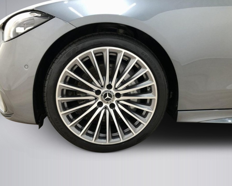 Mercedes-Benz C 200 4MATIC AMG Line - foto 11