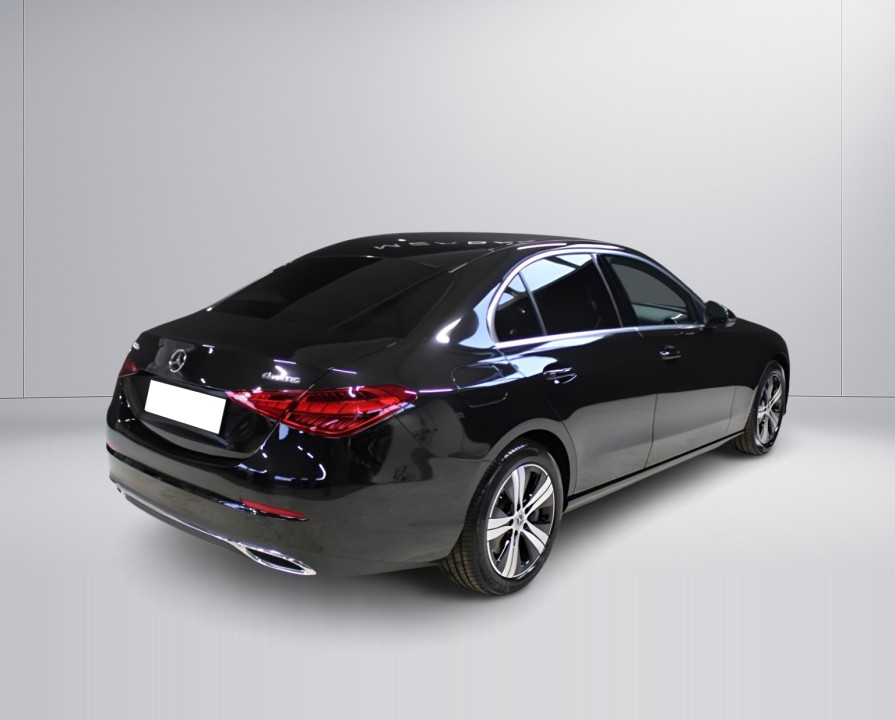 Mercedes-Benz C 300e 4MATIC Avantgarde (3)