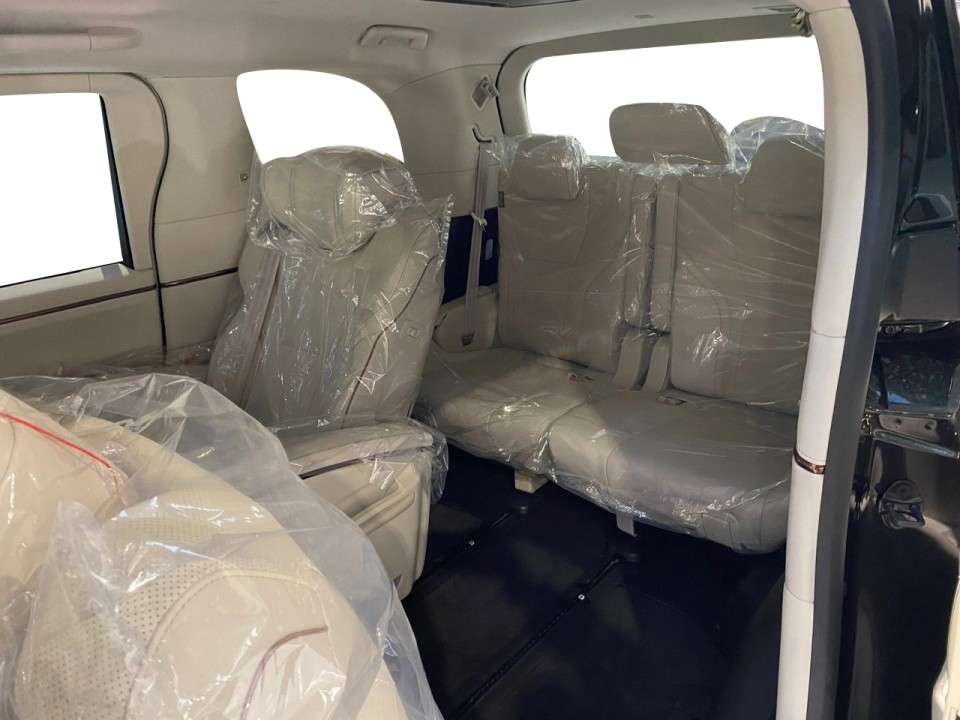 Lexus LM 350h E-FOUR - foto 15