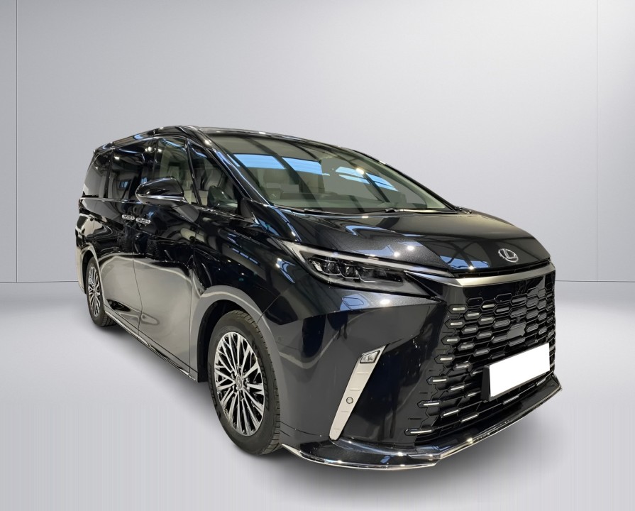 Lexus LM 350h E-FOUR