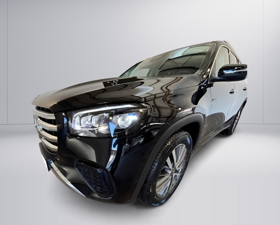 Mercedes-Benz GLS 450 4MATIC (2)